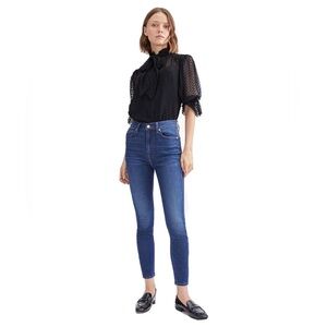 7 For All Mankind High Rise Ankle Blue Jeans size 28